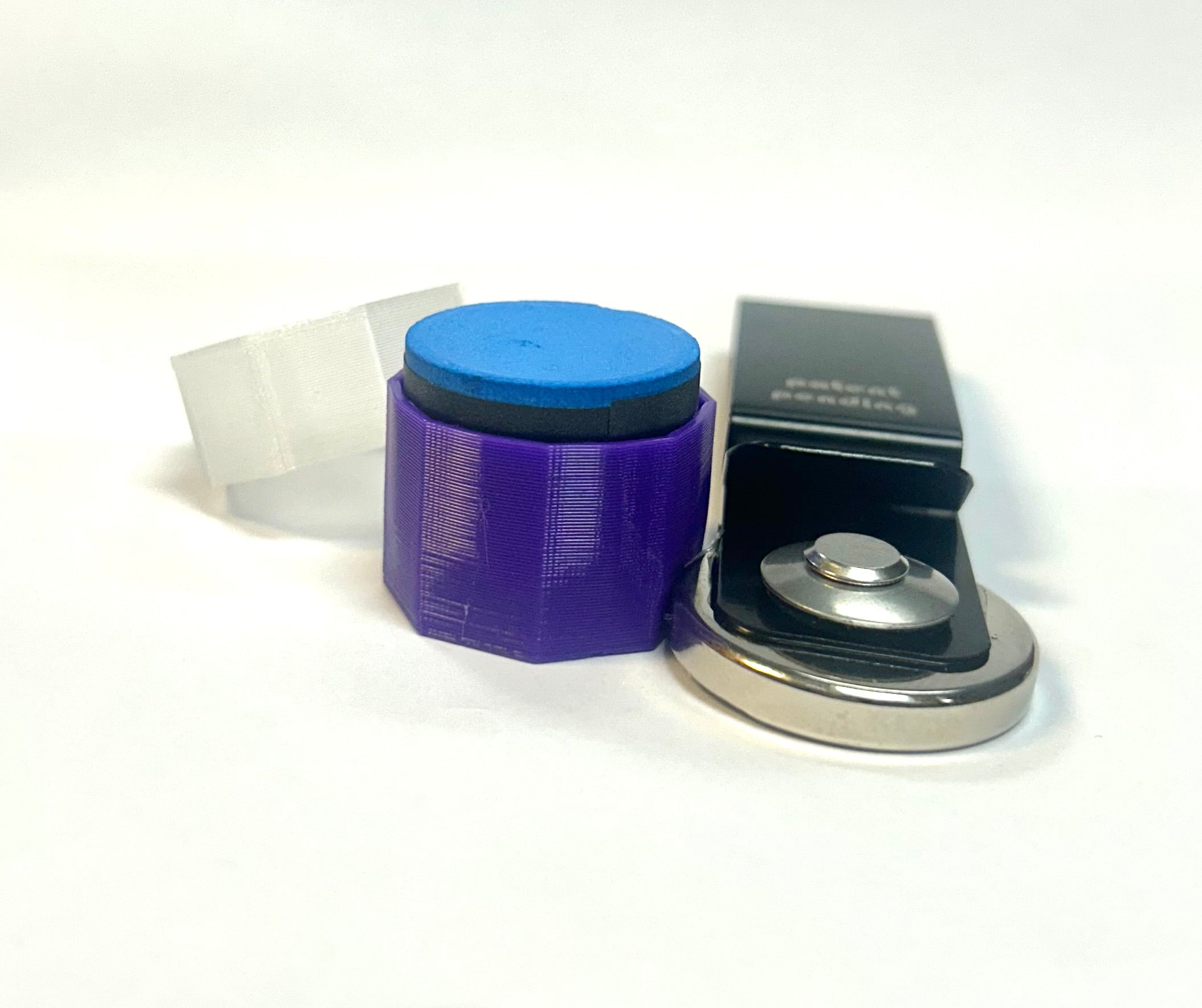 Dr V Magnetic Chalk Holder